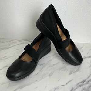 Clarks Suttyn May Loafers